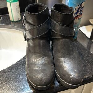 Is in a good condition